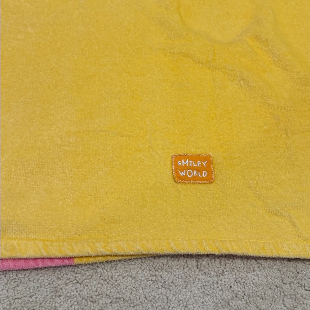Zara Yellow and Orange Hooded Towel - Picture 8 of 9